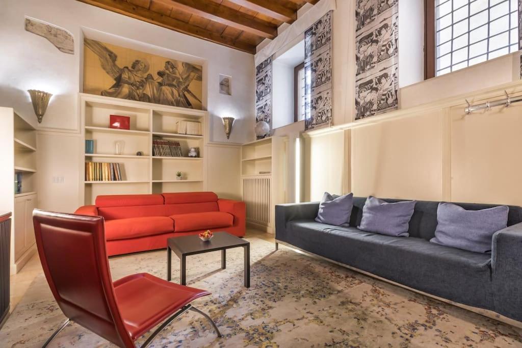 Residenza Angels @Piazzadelleerbe Apartment Verona Luaran gambar