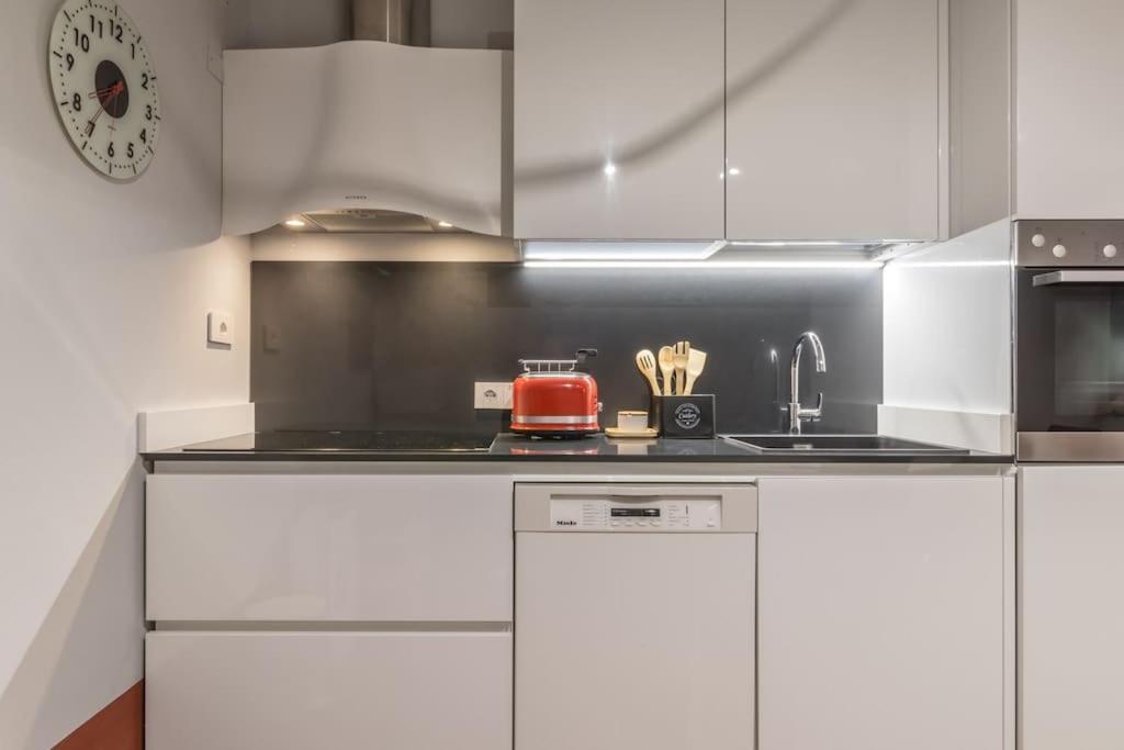 Residenza Angels @Piazzadelleerbe Apartment Verona Luaran gambar